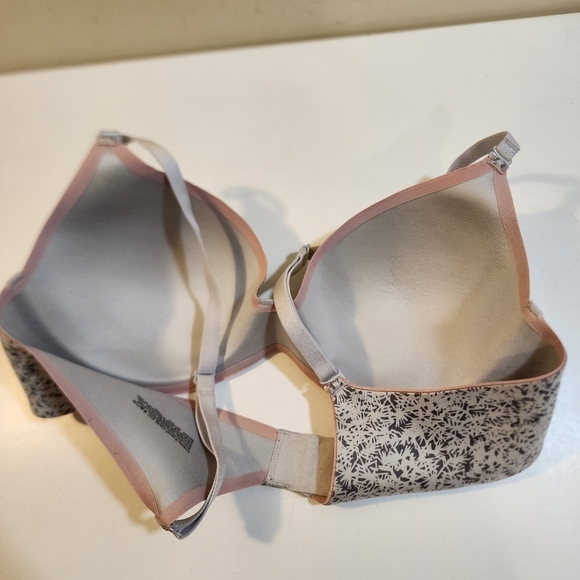 Barely There Gray Bra 36C - Picture 8 of 9